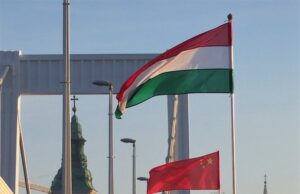 Orbán Viktor: a jövő autóit is Magyarországon fogják gyártani