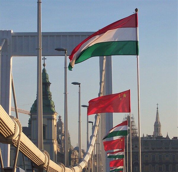 Orbán Viktor: a jövő autóit is Magyarországon fogják gyártani